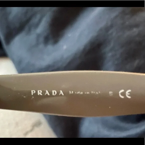 Prada “Polarized” Gray Sunglasses. - Picture 3 of 6